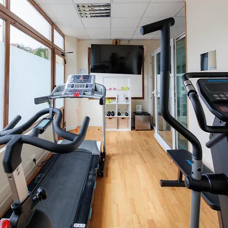 坎加斯奥尼斯城酒店 4*